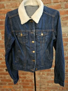 Bullhead Blad Women's Denim Jacket with Cream Sherpa Collar